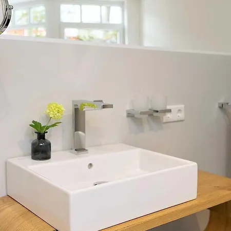 Lägenhetshotell Artroom Boarding 4*